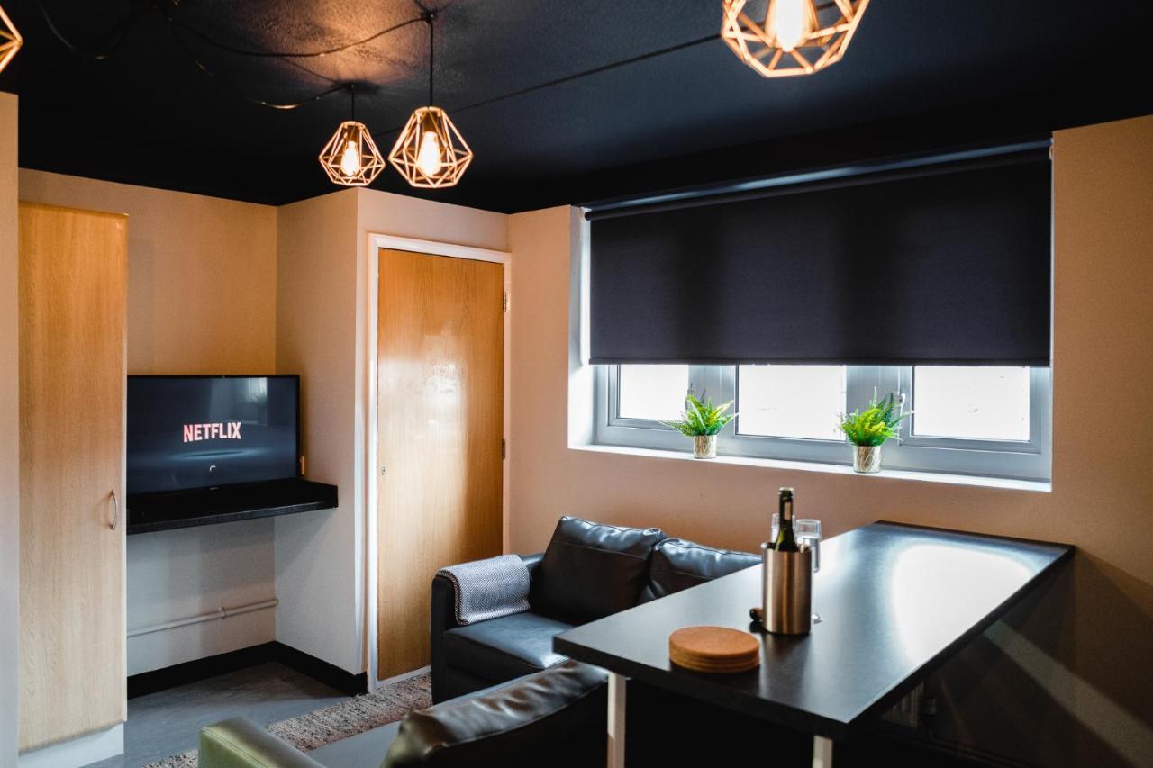The Venue Serviced Apartments Χάντερσφιλντ Εξωτερικό φωτογραφία