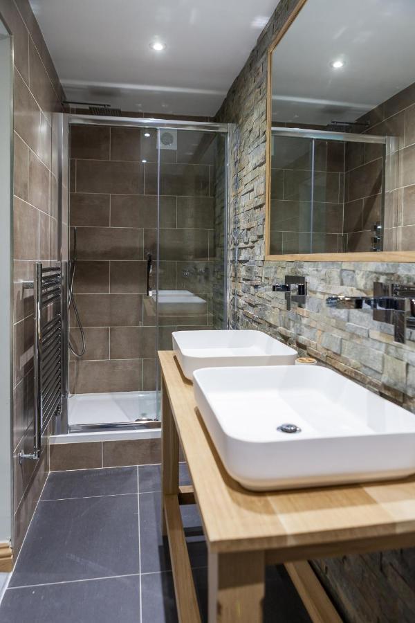 The Venue Serviced Apartments Χάντερσφιλντ Εξωτερικό φωτογραφία