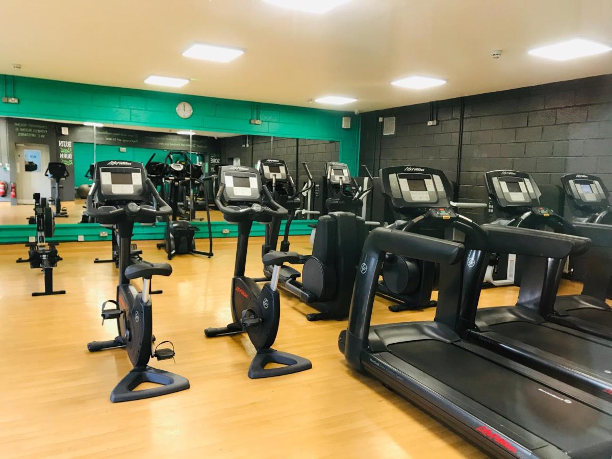 The Venue Serviced Apartments Χάντερσφιλντ Εξωτερικό φωτογραφία